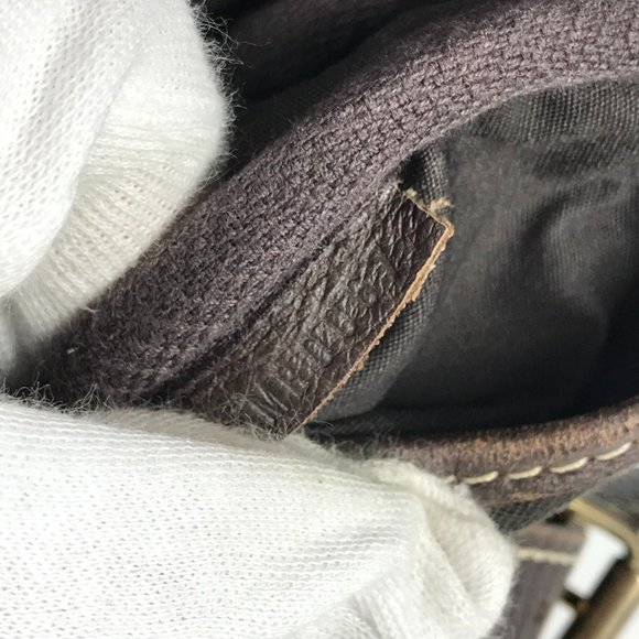 LOUIS VUITTON Authentic Brown Monogram Canvas Shoulder Bag - Picture 14 of 16